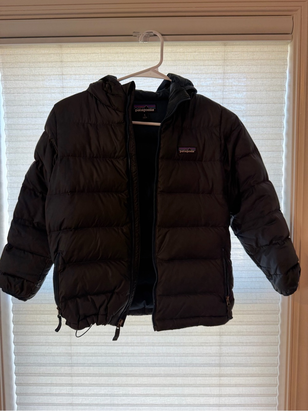 Patagonia boys navy Down Puffer Jacket with Hood